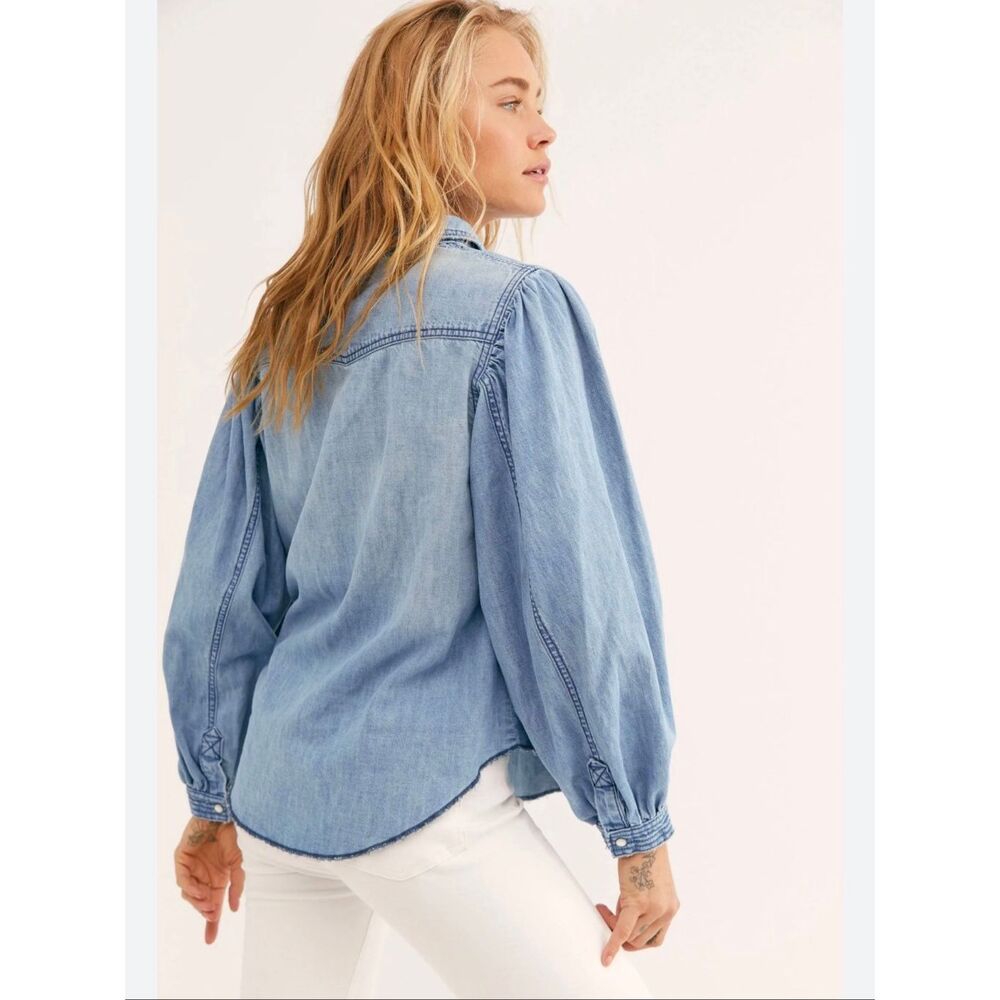 Free People with Love Denim Button Down XS - Picture 2 of 9